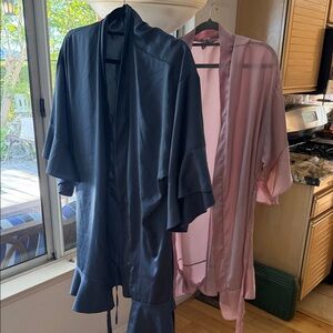 Elegant Women's Satin Robe Set - Black and Pink